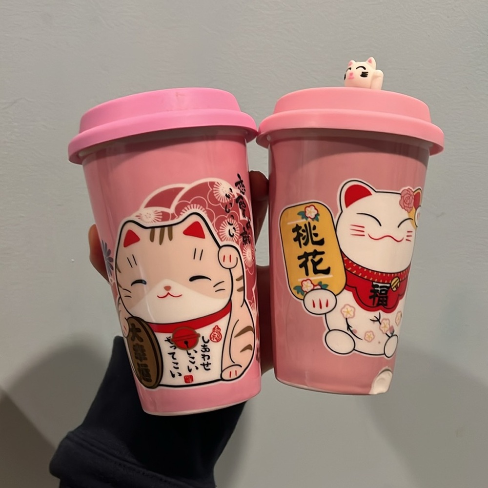 2 porcelain cat mug